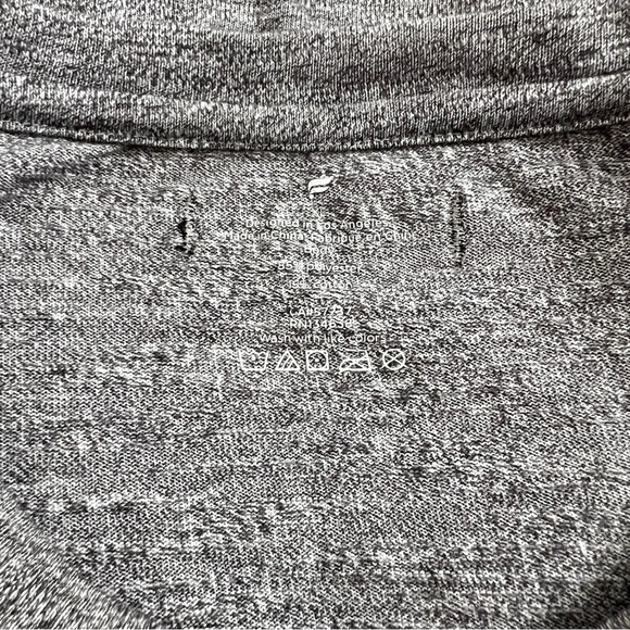 Fabletics The Front Row Tee Size XL Heathered Gray Grey Short Sleeve Comfy - Picture 9 of 9
